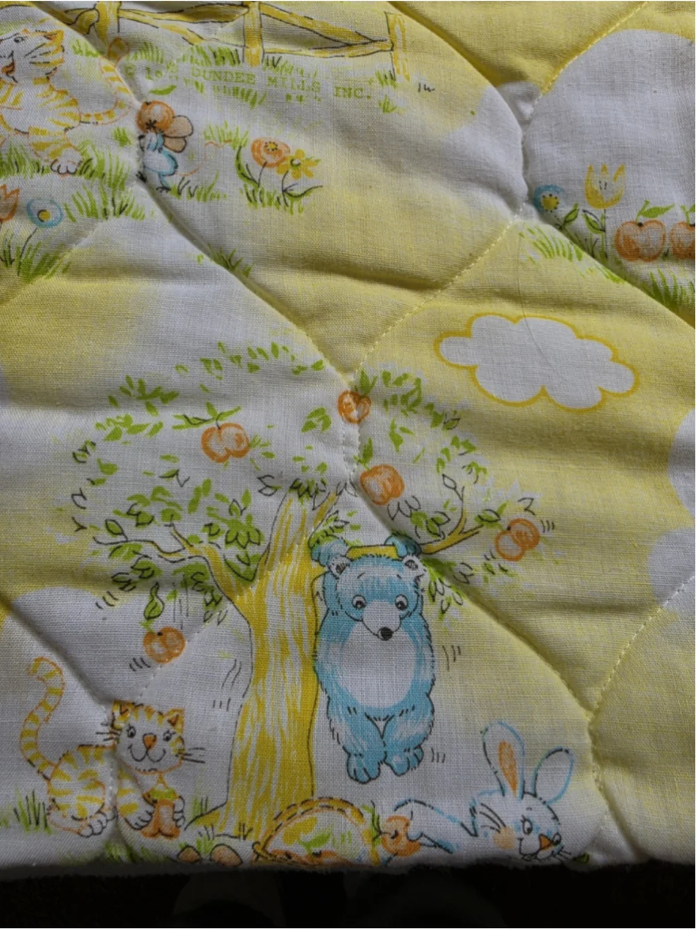 Vintage 1978 Dundee Chix 